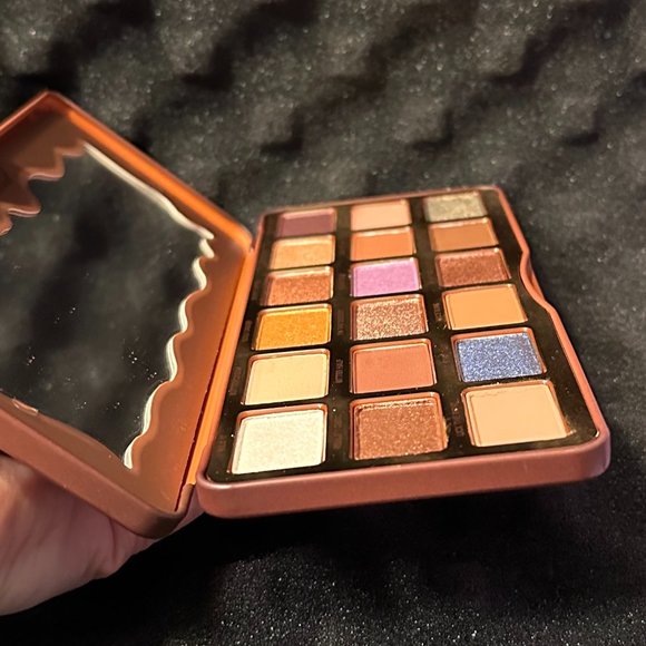 Too Faced Better Than Chocolate Eyeshadow Palette - Picture 10 of 10